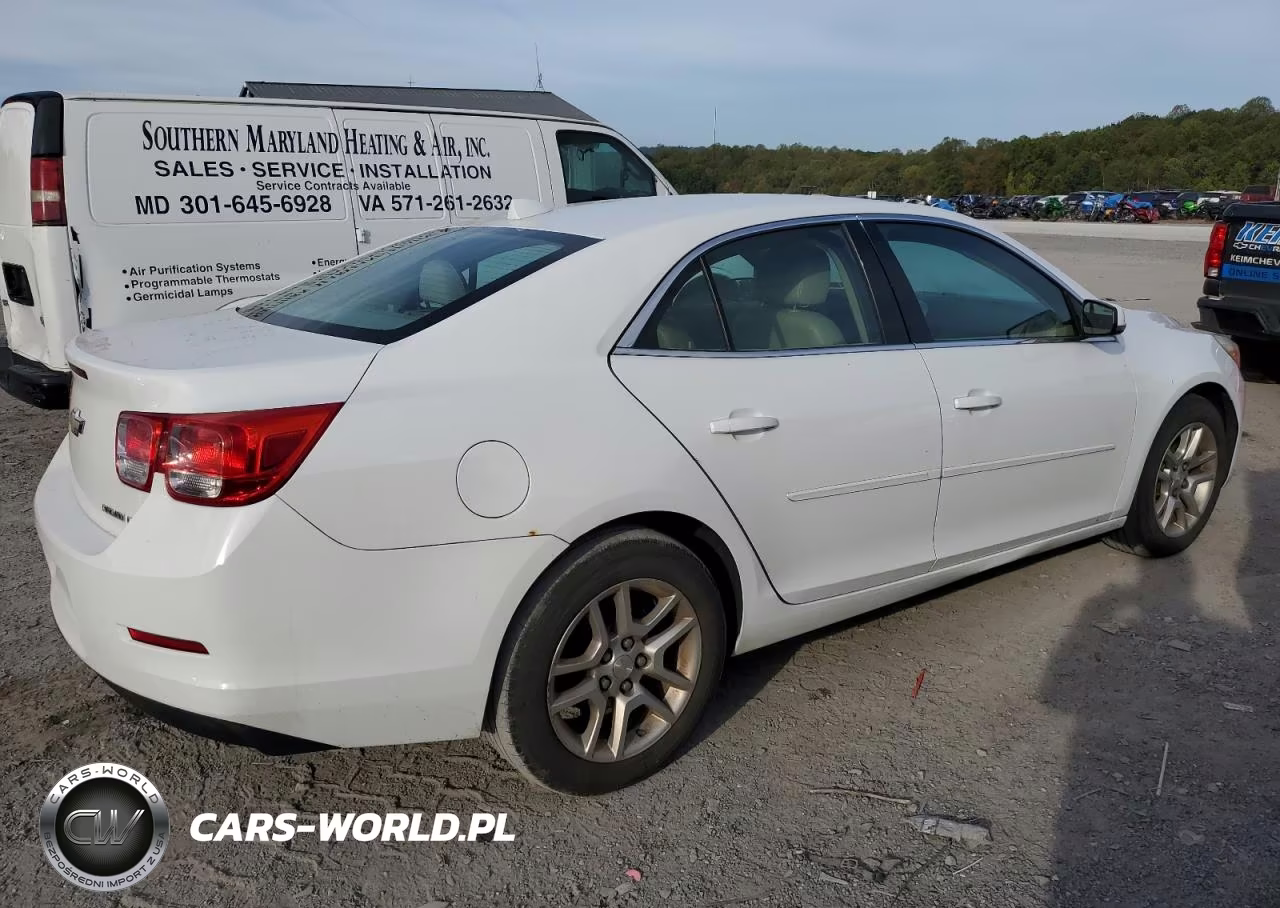 2014 Chevrolet Malibu 1Lt VIN:1G11C5SL4EF298405 - 3