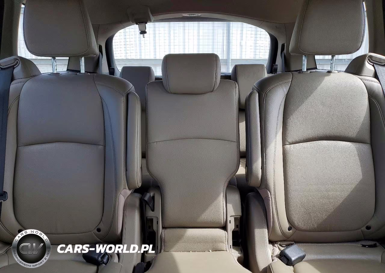 2021 Honda Odyssey Touring VIN:5FNRL6H83MB026871 - 10