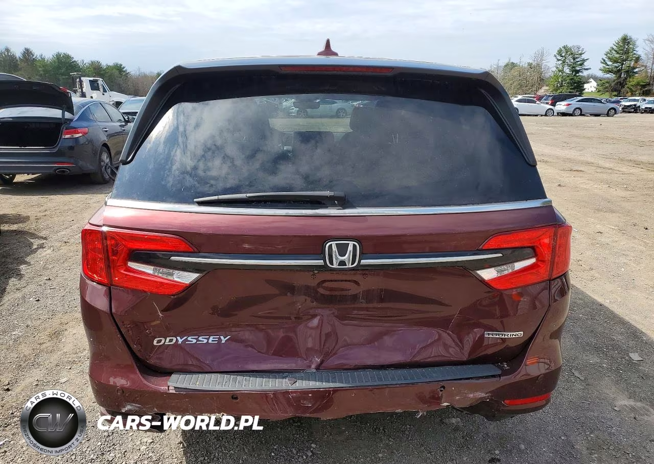 2021 Honda Odyssey Touring VIN:5FNRL6H83MB026871 - 6