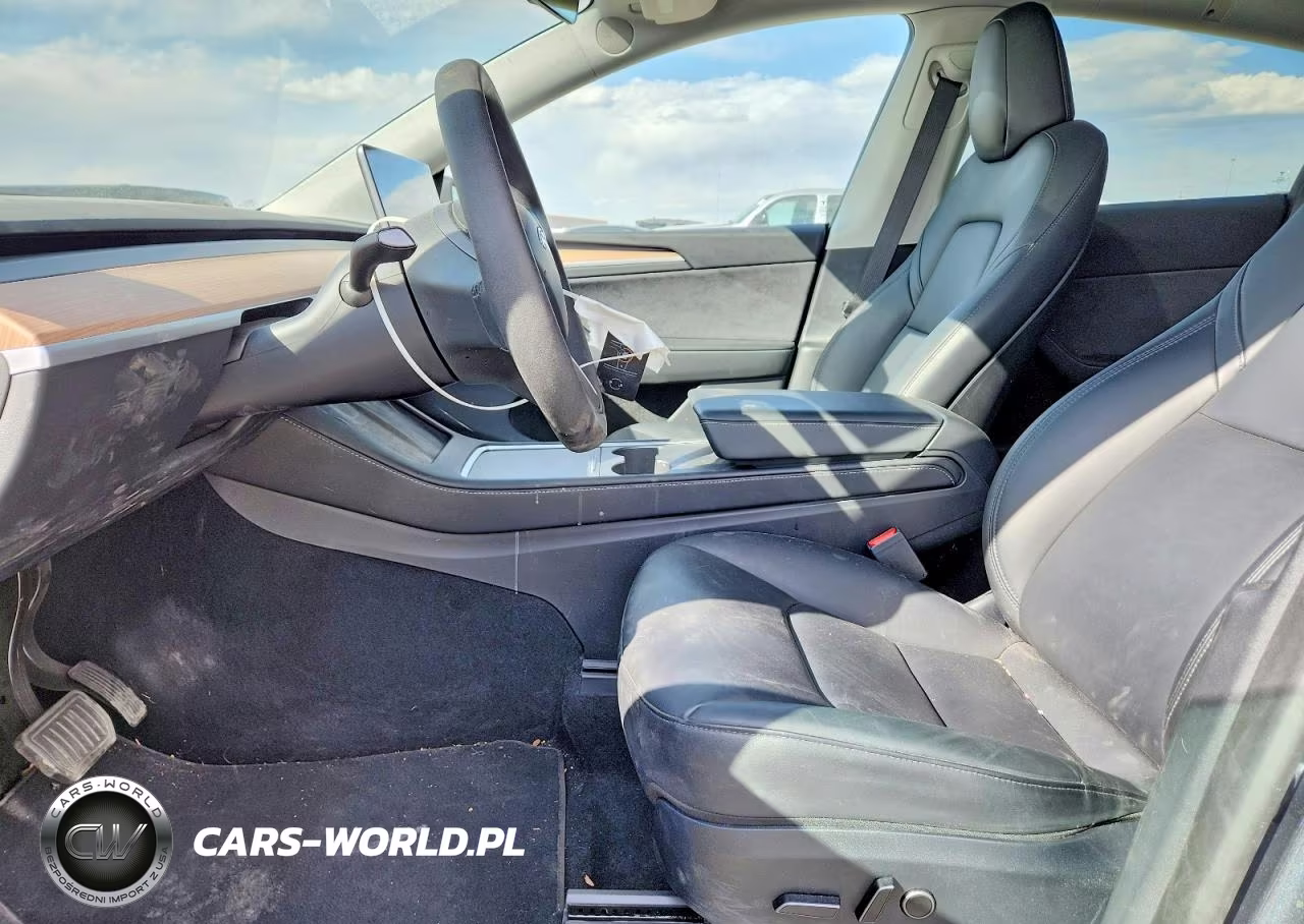 2023 Tesla Model Y VIN:7SAYGDEE6PA201956 - 7