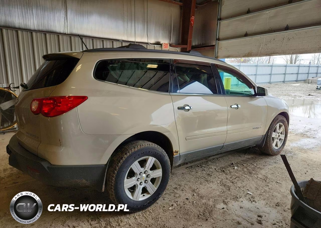 2009 Chevrolet Traverse Lt VIN:1GNEV23D49S160361 - 3