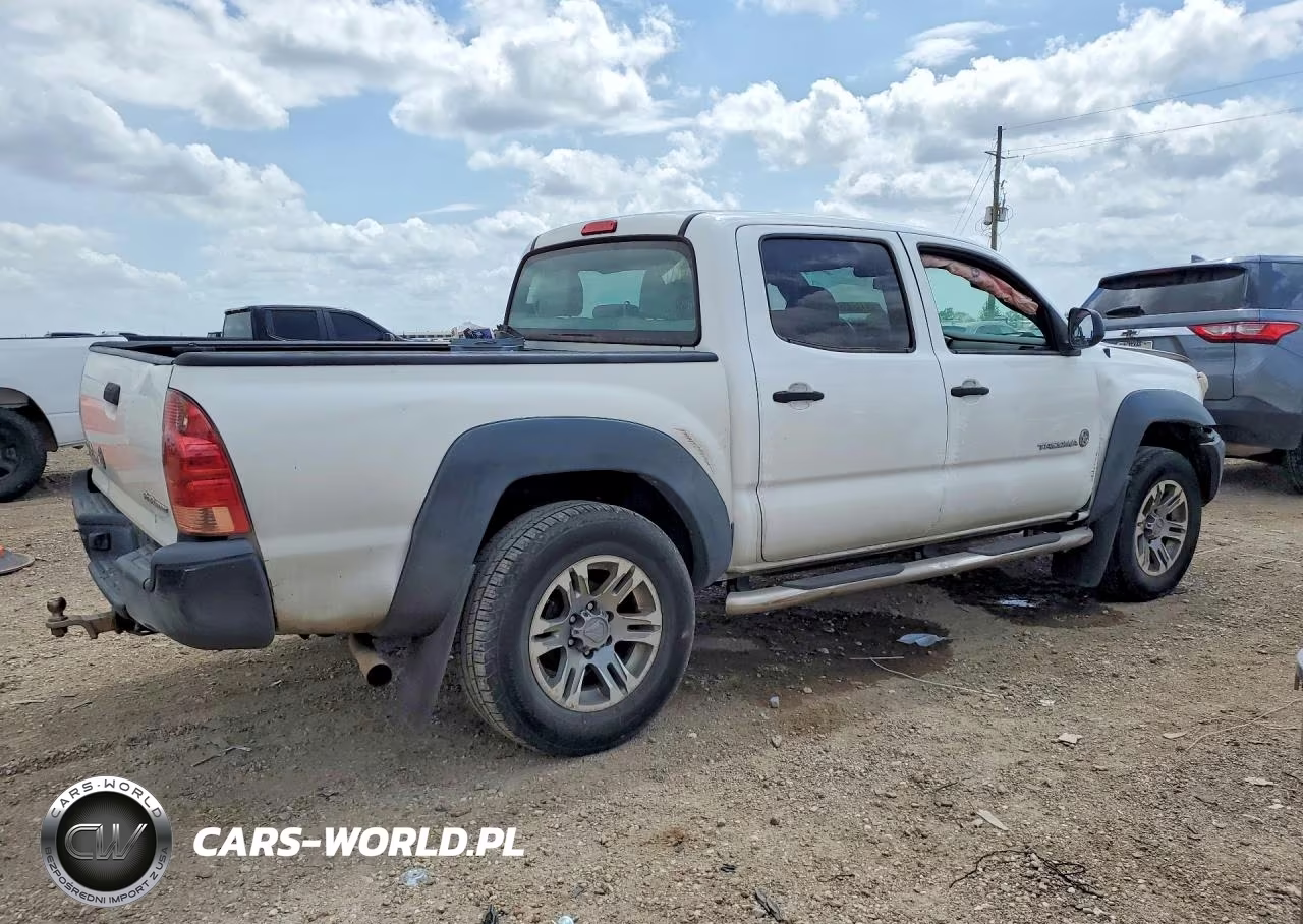 2015 Toyota Tacoma Prerunner VIN:5TFJX4GN6FX048420 - 3