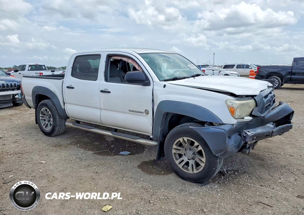 2015 Toyota Tacoma Prerunner VIN:5TFJX4GN6FX048420 - 4