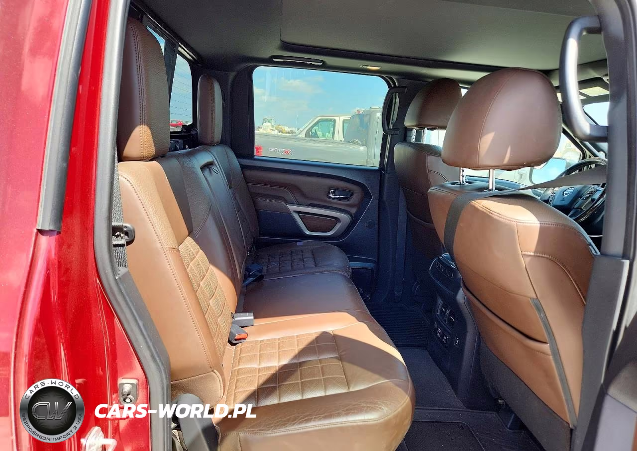 2021 Nissan Titan Platinum Reserve VIN:1N6AA1EDXMN521560 - 10