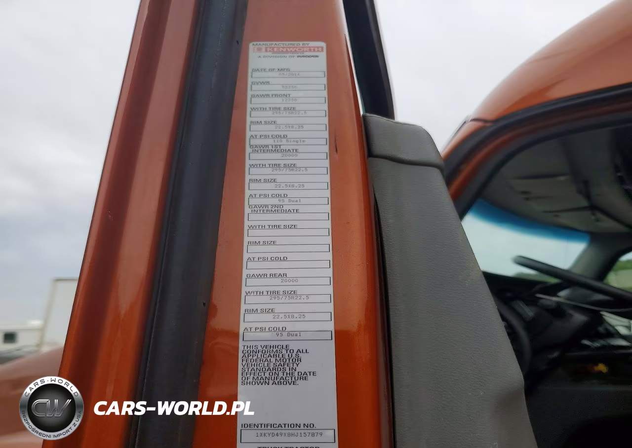 2017 Kenworth T680 Semi Truck VIN:1XKYD49X8HJ157879 - 10