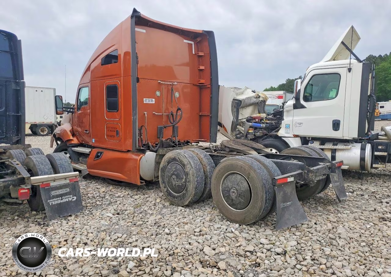 2017 Kenworth T680 Semi Truck VIN:1XKYD49X8HJ157879 - 3