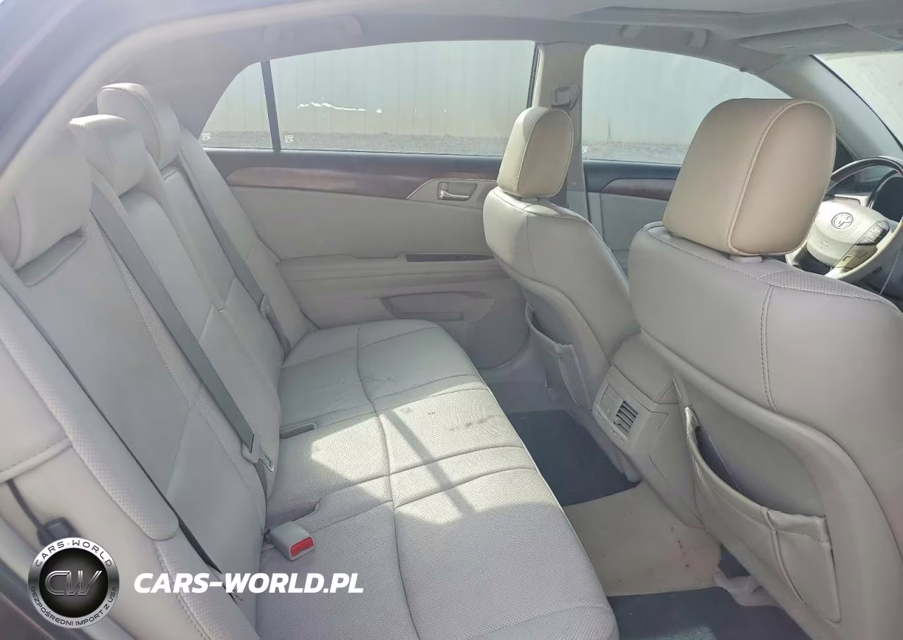 2011 Toyota Avalon Limited VIN:4T1BK3DB2BU437845 - 10