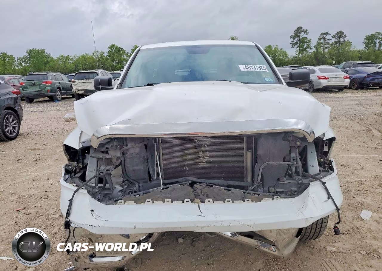 2019 Ram 1500 Classic Tradesman VIN:1C6RR6FGXKS608966 - 5
