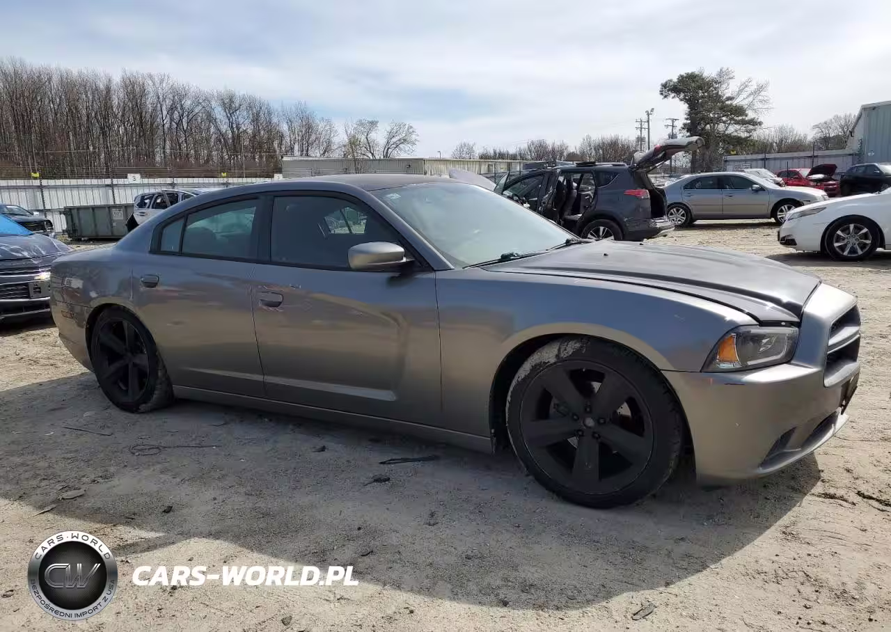 DODGE CHARGER VIN:2B3CL3CG9BH548643 - 4