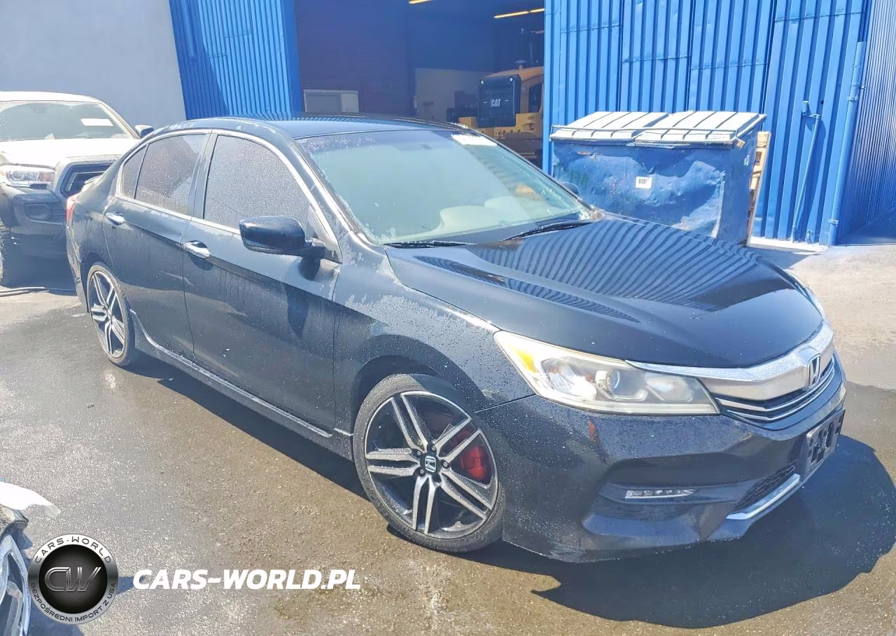 2017 Honda Accord Sport VIN:1HGCR2F54HA186814 - 4