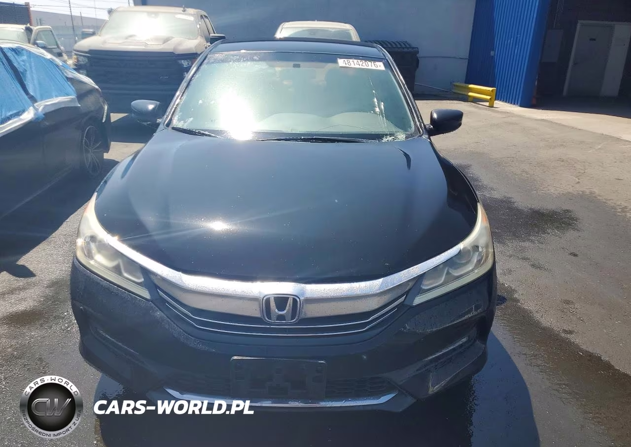 2017 Honda Accord Sport VIN:1HGCR2F54HA186814 - 5