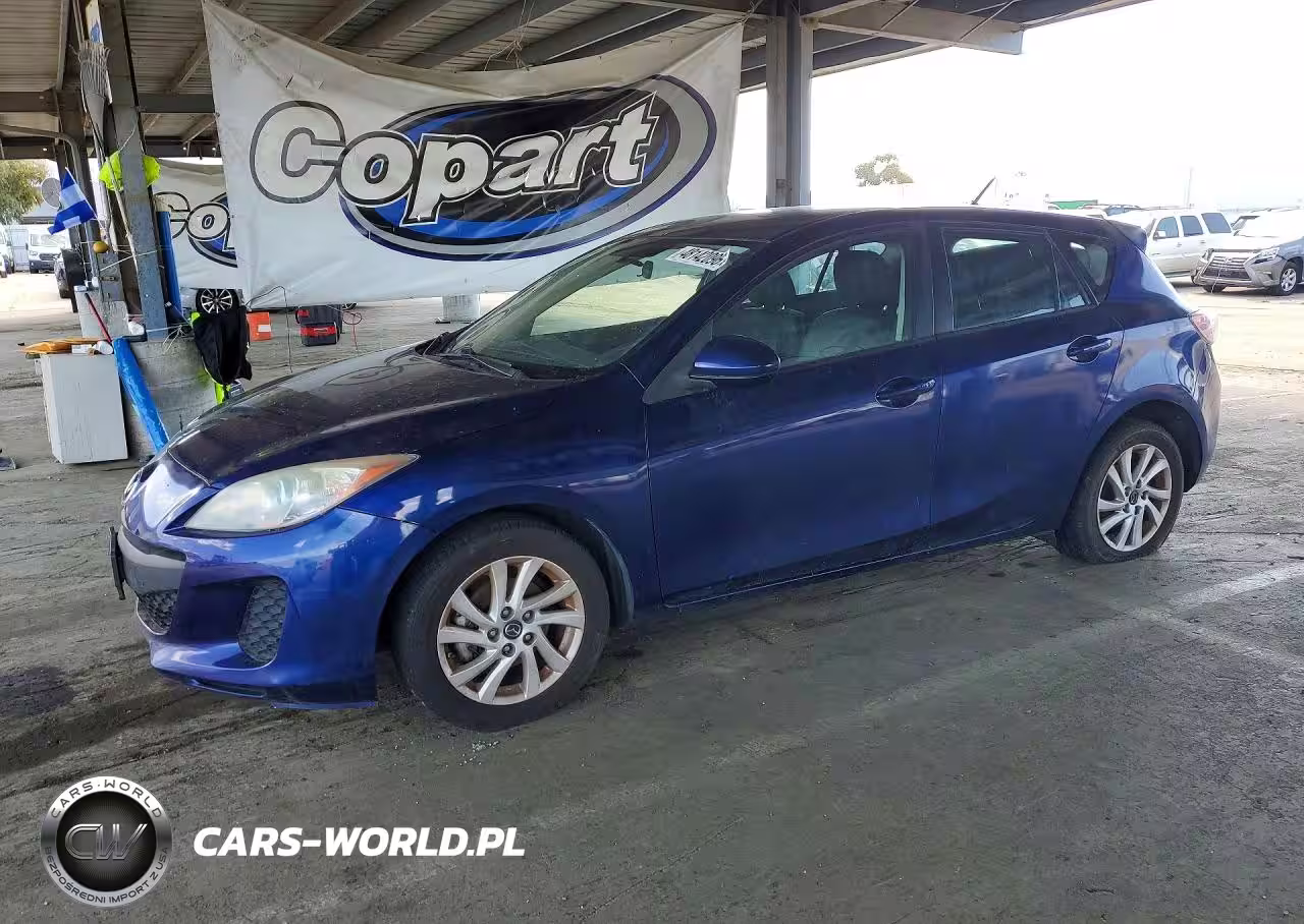 2013 Mazda 3 I