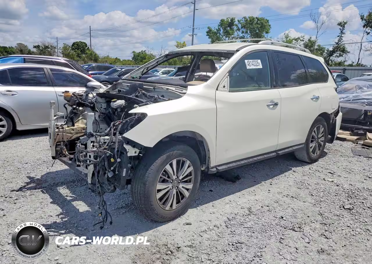 2017 Nissan Pathfinder Sl