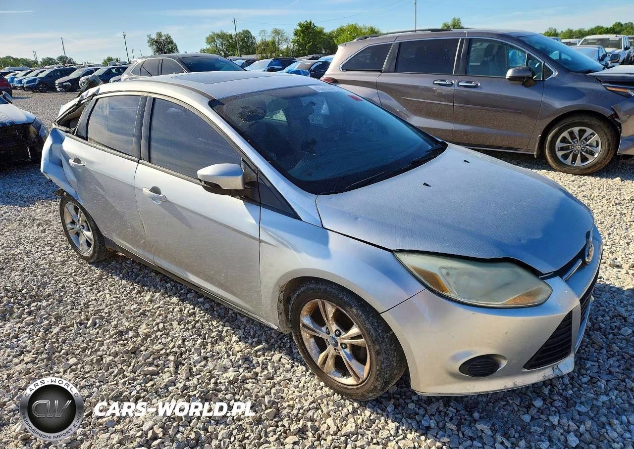 2013 Ford Focus Se VIN:1FADP3F24DL269488 - 4