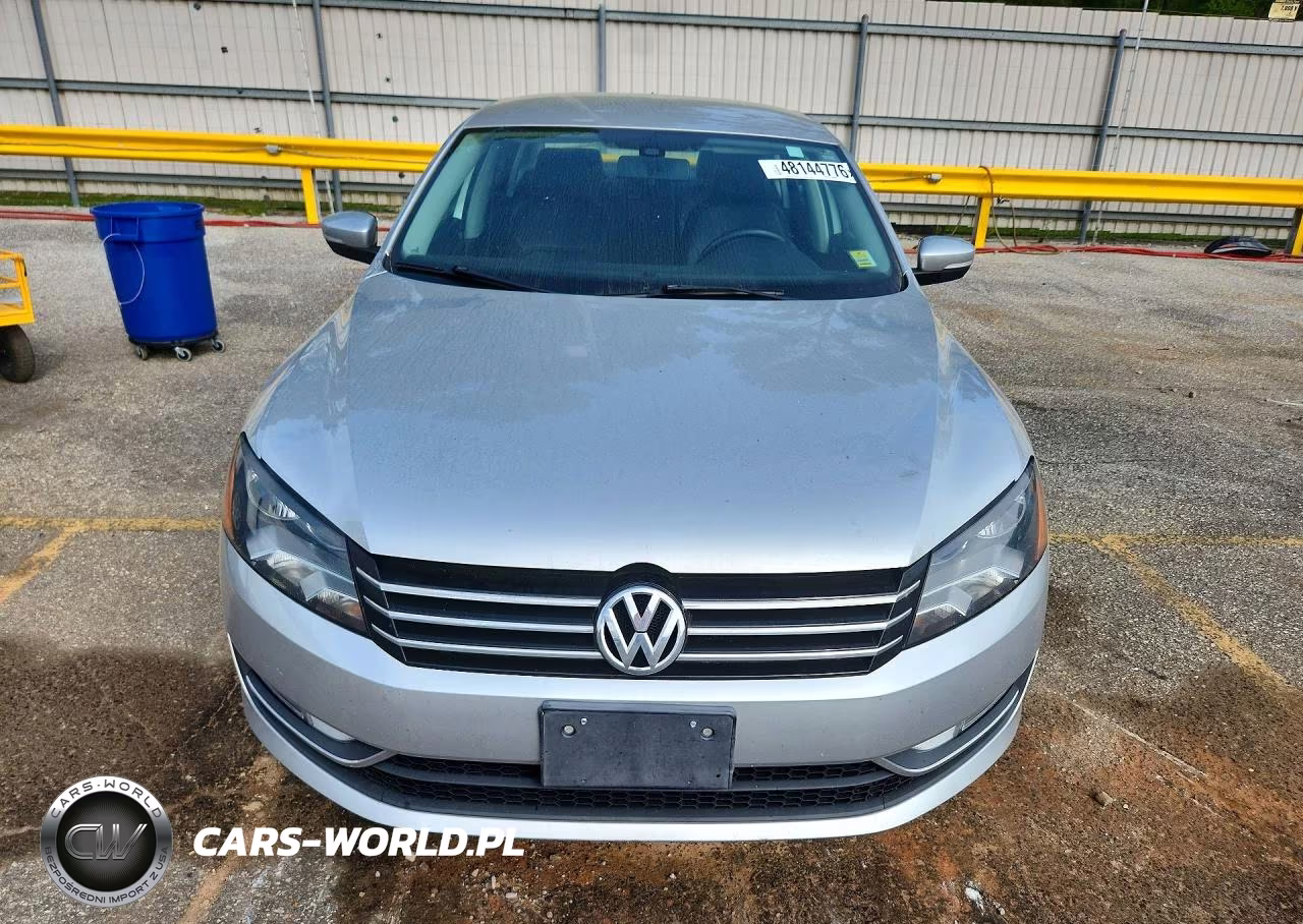 2015 Volkswagen Passat S VIN:1VWAS7A36FC095331 - 5