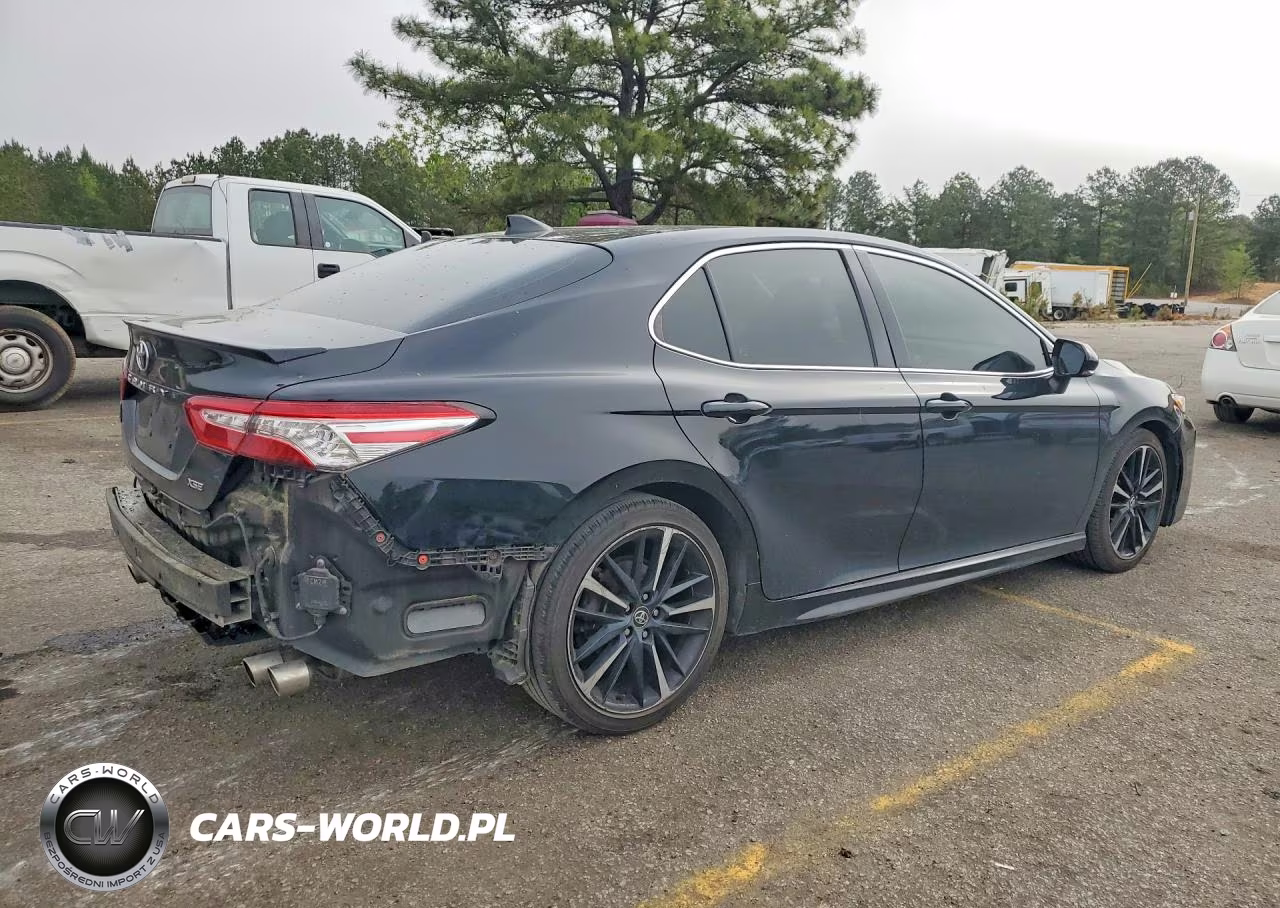 2020 Toyota Camry Xse VIN:4T1K61AK4LU310139 - 3