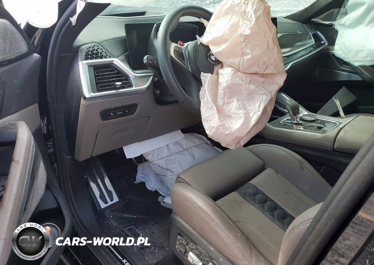 2025 BMW X6 M Competition VIN:5YM23ET01S9X45631 - 8