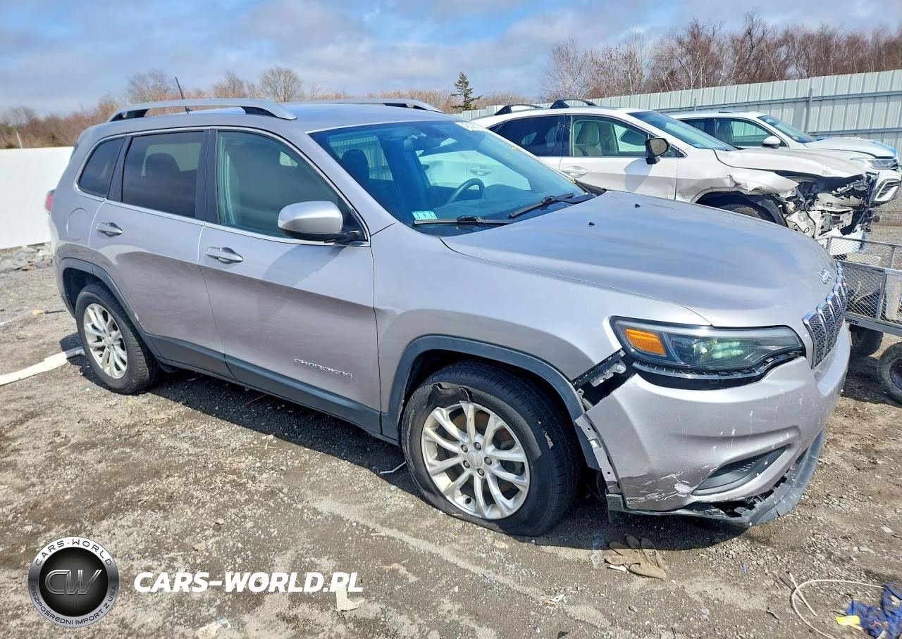 2019 Jeep Cherokee Latitude VIN:1C4PJLCB0KD479199 - 4