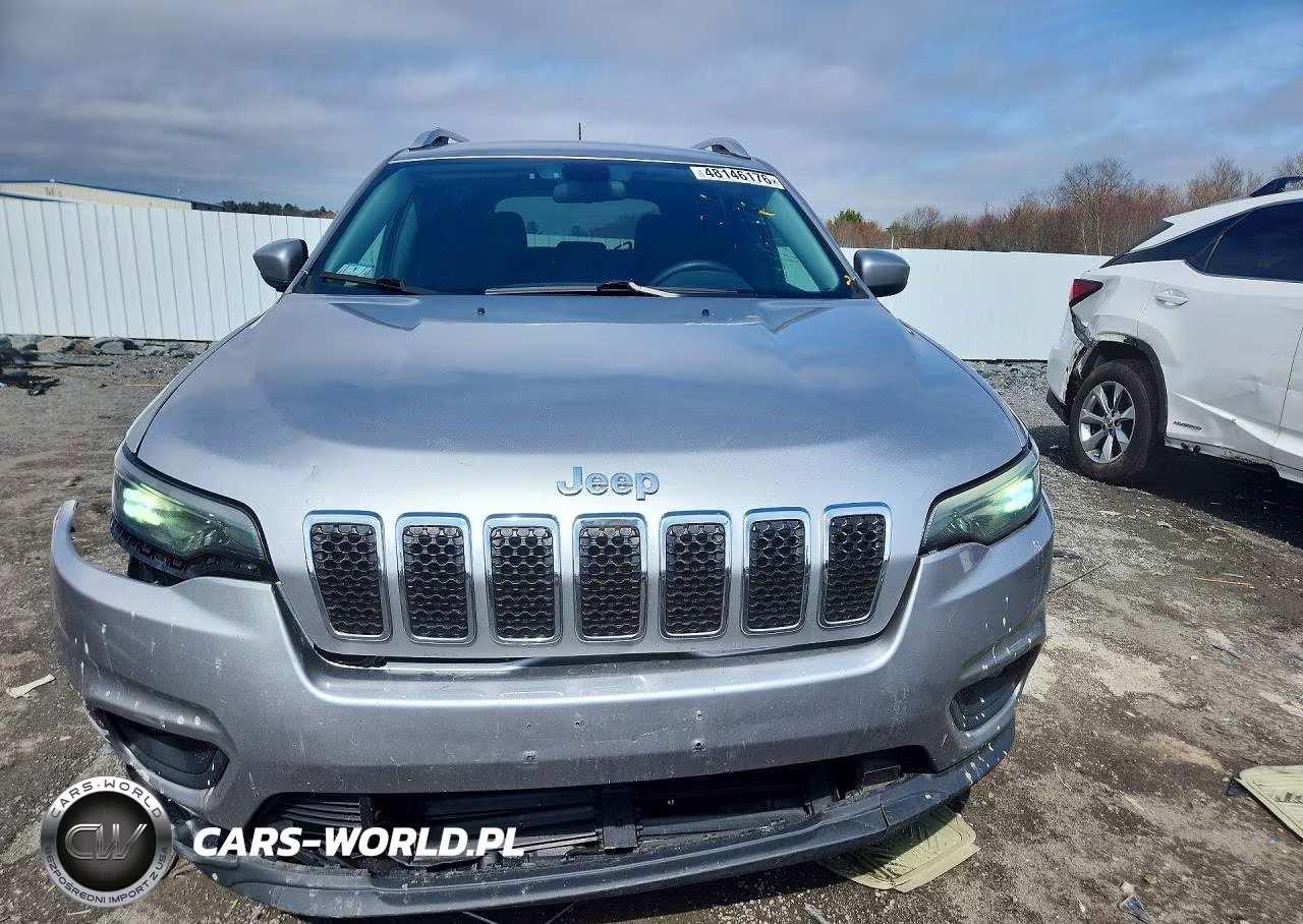 2019 Jeep Cherokee Latitude VIN:1C4PJLCB0KD479199 - 5