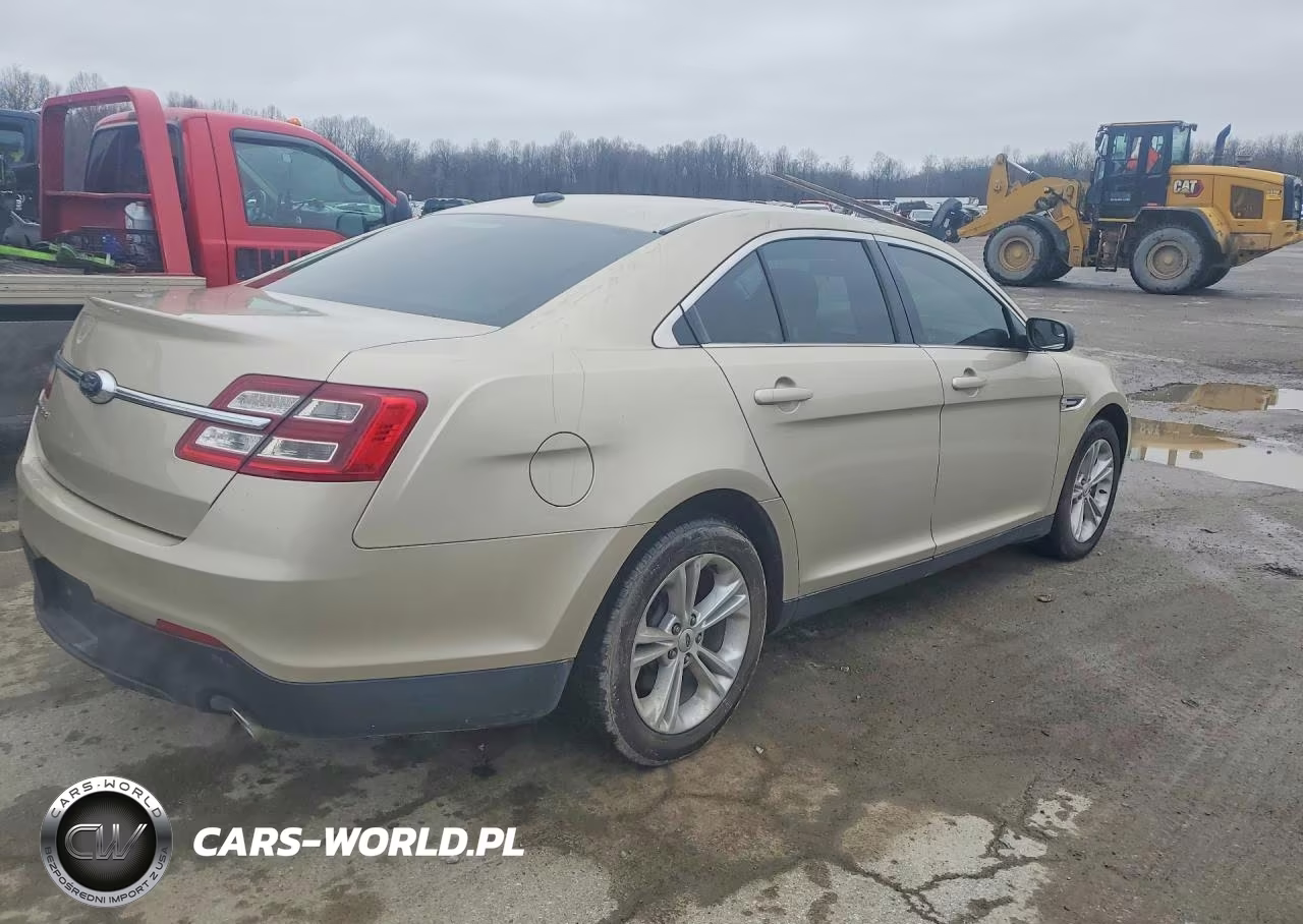 2017 Ford Taurus Se VIN:1FAHP2D80HG130413 - 3