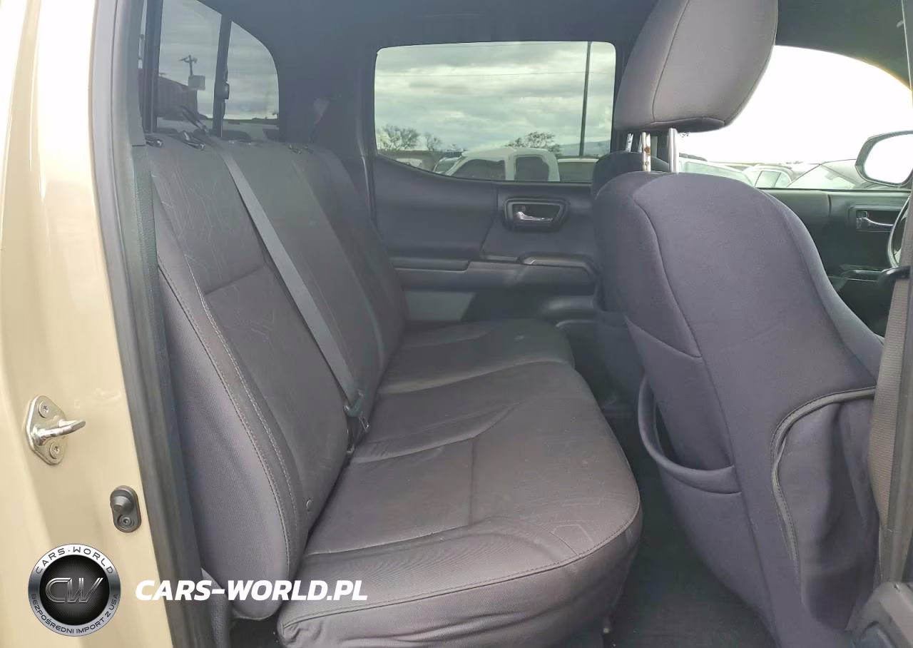 2016 Toyota Tacoma Sr V6 VIN:3TMCZ5AN0GM040144 - 10