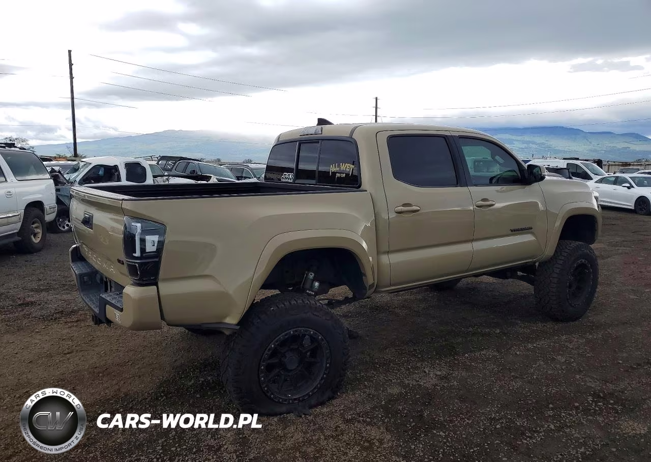 2016 Toyota Tacoma Sr V6 VIN:3TMCZ5AN0GM040144 - 3