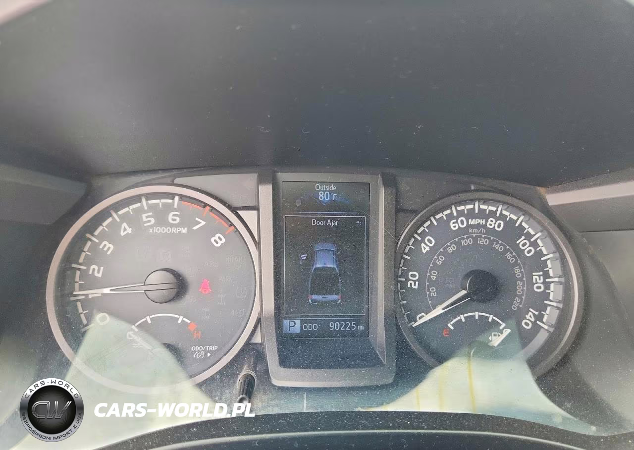 2016 Toyota Tacoma Sr V6 VIN:3TMCZ5AN0GM040144 - 9