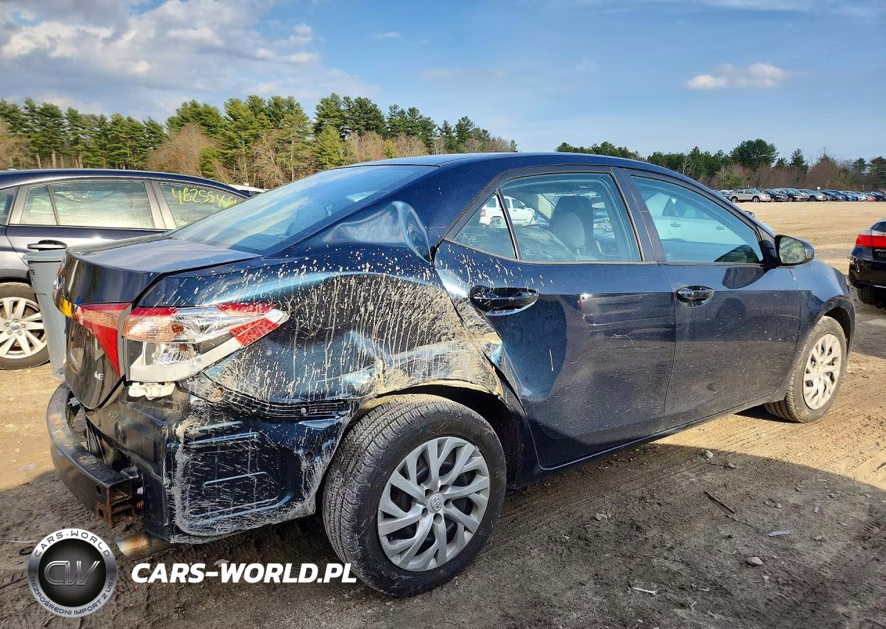 2019 Toyota Corolla Le VIN:2T1BURHE2KC200484 - 3