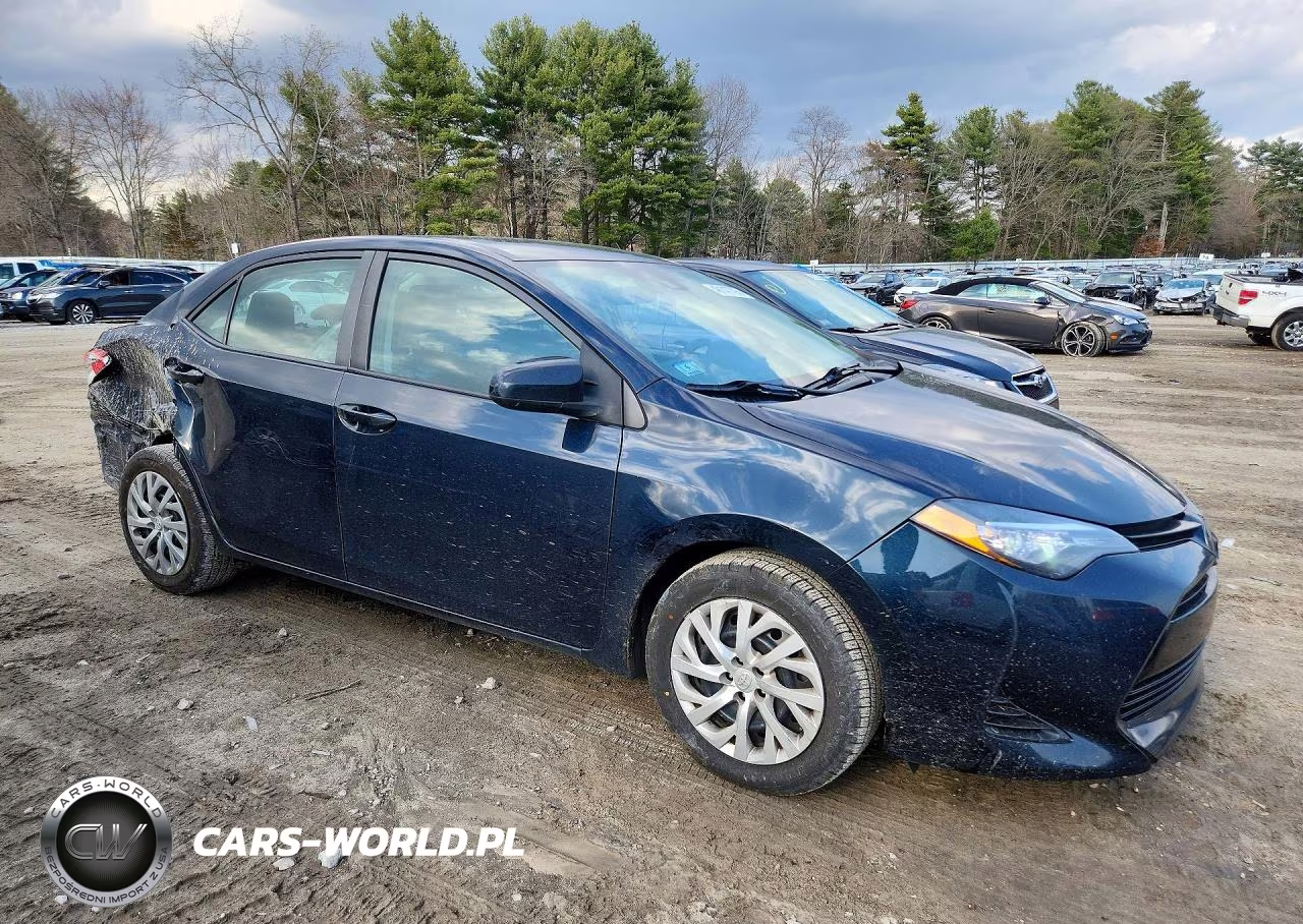 2019 Toyota Corolla Le VIN:2T1BURHE2KC200484 - 4