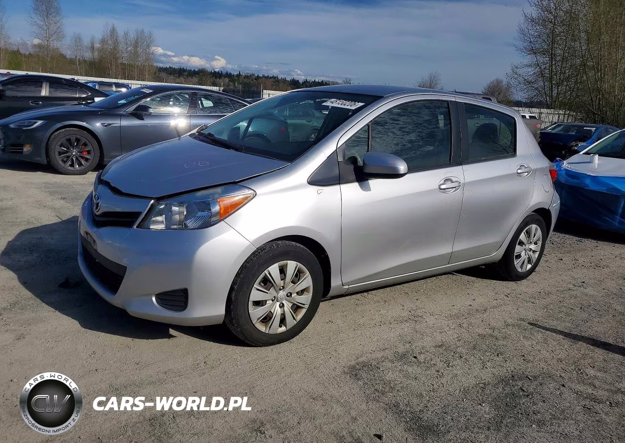 2014 Toyota Yaris 5-Door L
