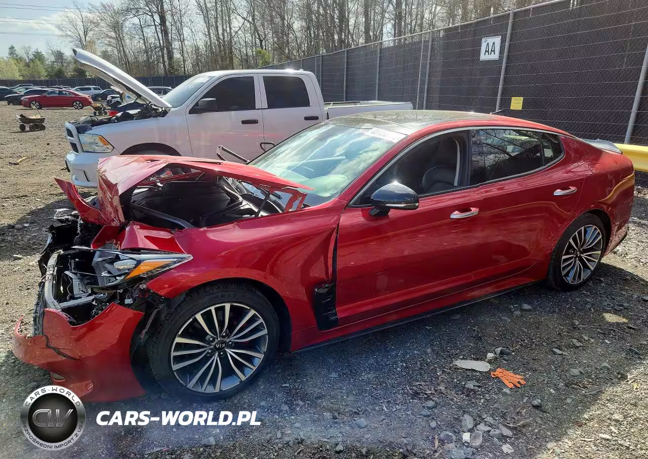 2019 Kia Stinger Base