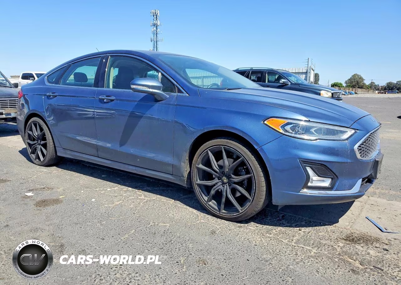 2019 Ford Fusion Titanium VIN:3FA6P0SU5KR252230 - 4