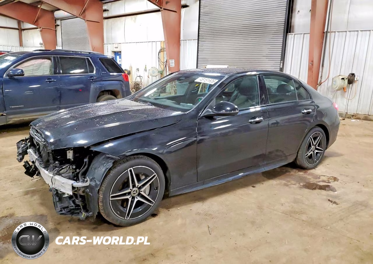 2023 Mercedes-Benz C 300 4Matic – zdjęcie 1 z 13