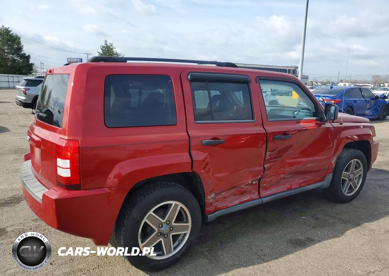 2008 Jeep Patriot Sport VIN:1J8FT28W38D799274 - 3