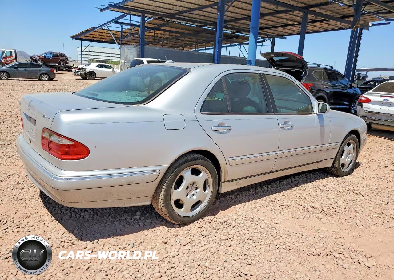 2001 Mercedes-Benz E 430 VIN:WDBJF83J41X051899 - 3