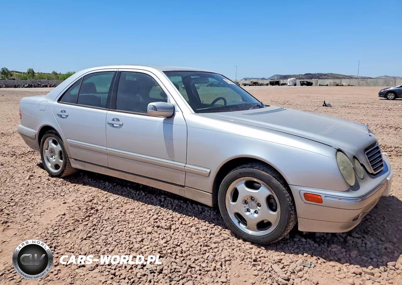 2001 Mercedes-Benz E 430 VIN:WDBJF83J41X051899 - 4