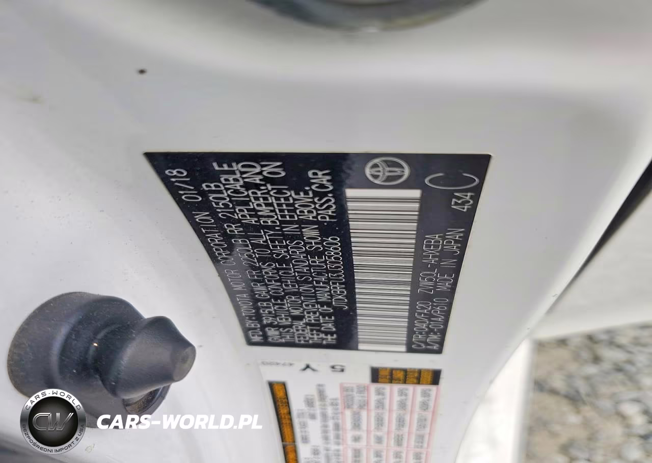 2018 Toyota Prius Two VIN:JTDKBRFU3J3058606 - 12