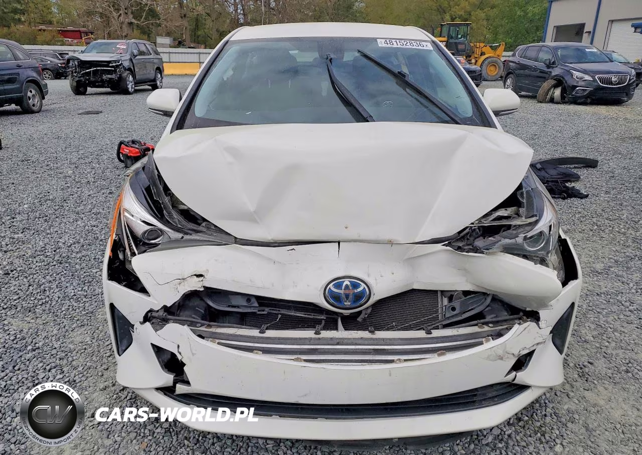 2018 Toyota Prius Two VIN:JTDKBRFU3J3058606 - 5