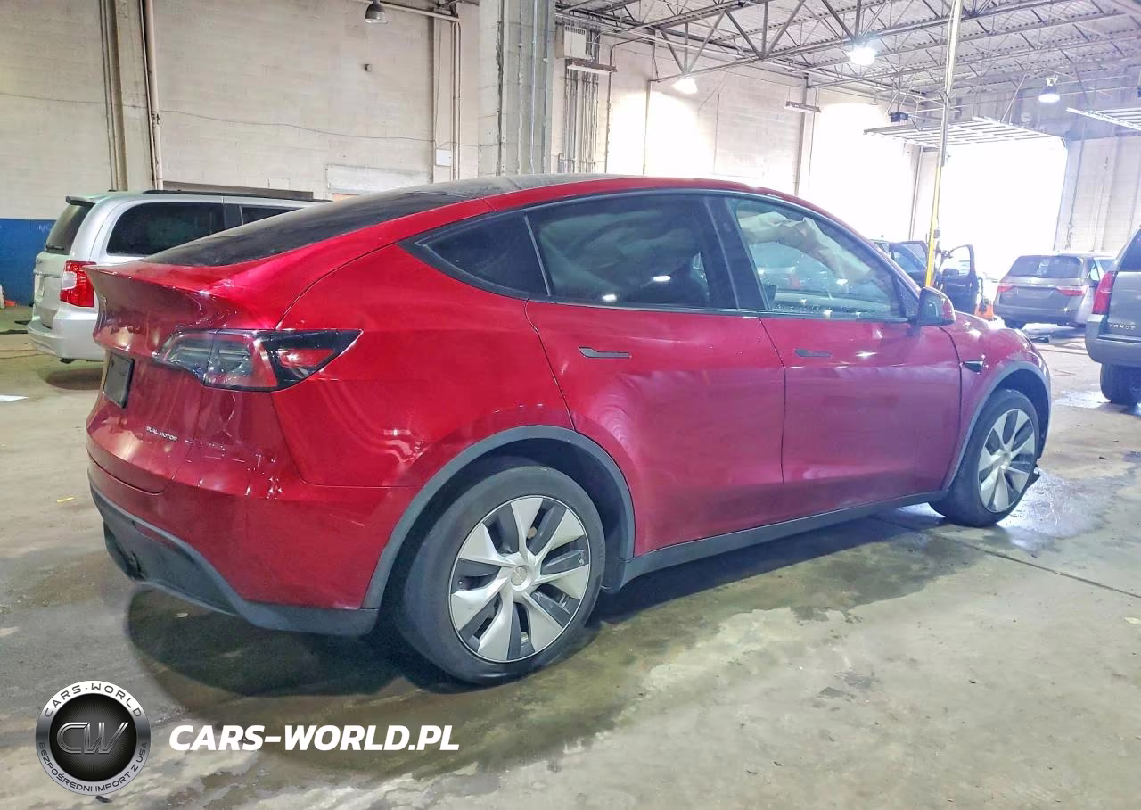 2024 Tesla Model Y VIN:7SAYGDEE0RA283296 - 3
