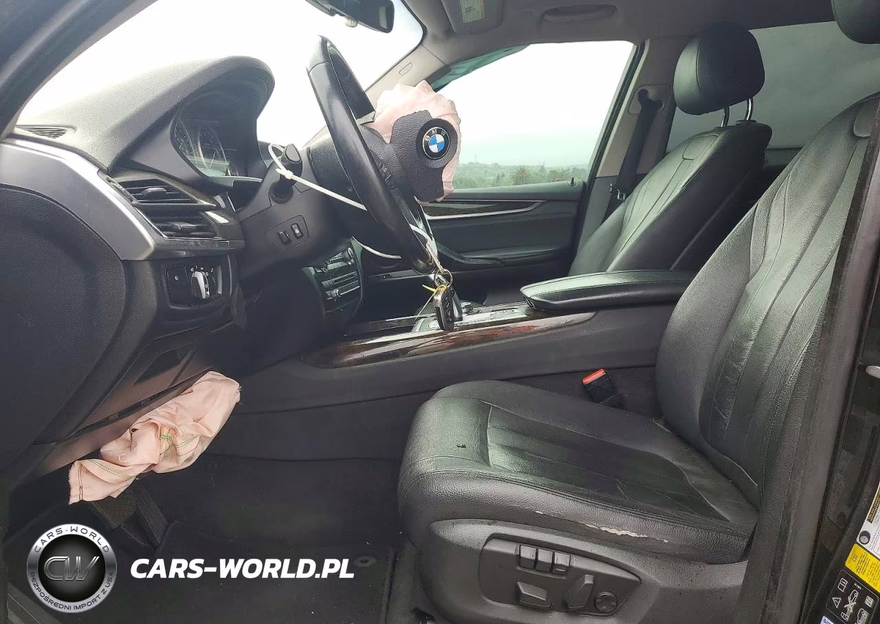 2015 BMW X5 xDrive35I VIN:5UXKR0C51F0P14670 - 7
