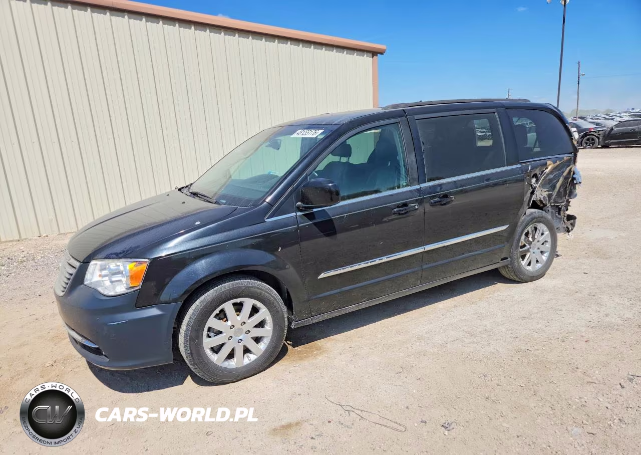 2016 Chrysler Town & Country Touring