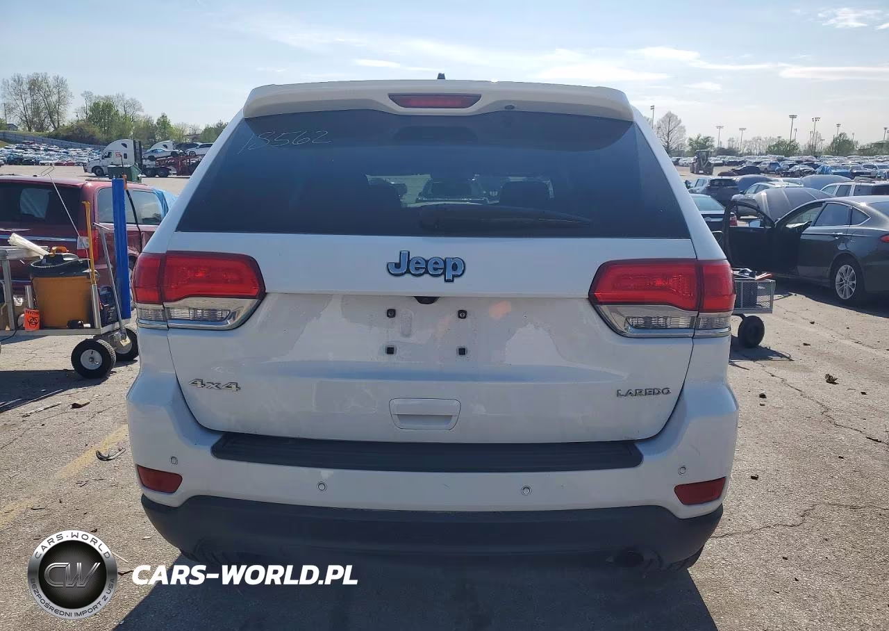 2016 Jeep Grand Cherokee Laredo VIN:1C4RJFAG9GC490496 - 6