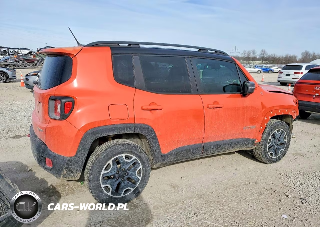 2016 Jeep Renegade Trailhawk VIN:ZACCJBCT5GPD82896 - 3