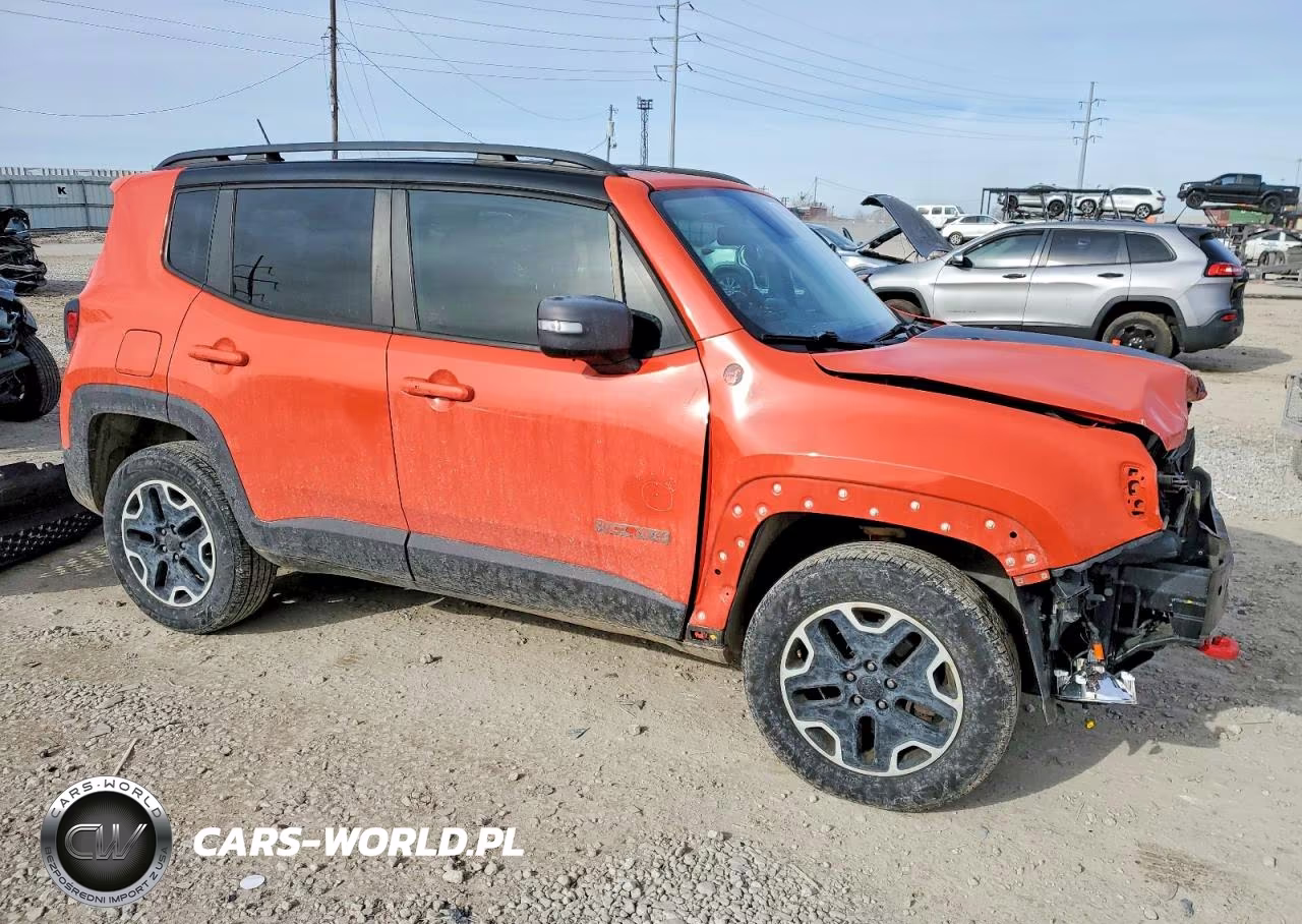 2016 Jeep Renegade Trailhawk VIN:ZACCJBCT5GPD82896 - 4