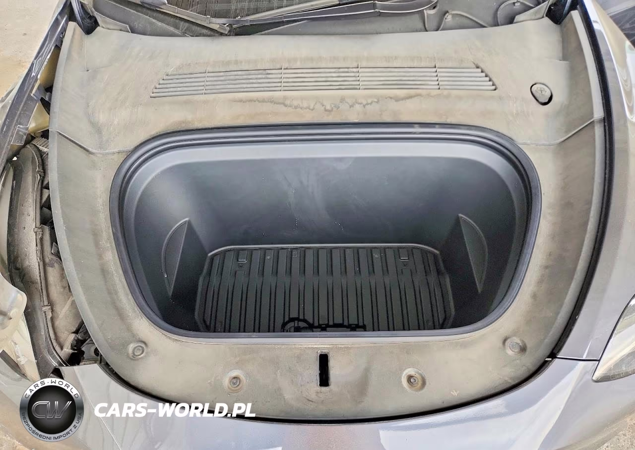 2021 Tesla Model Y VIN:5YJYGDEE4MF270415 - 12