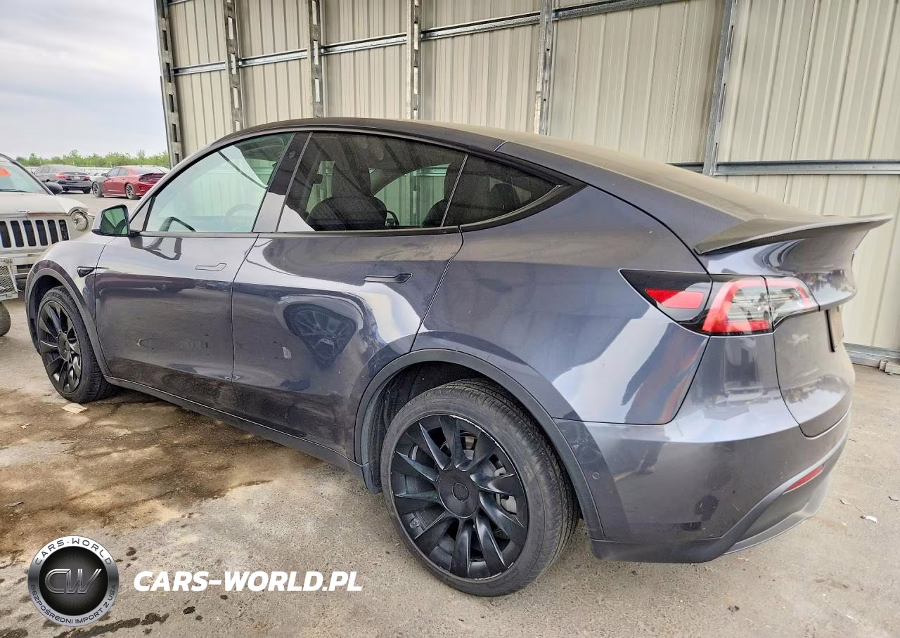 2021 Tesla Model Y VIN:5YJYGDEE4MF270415 - 2