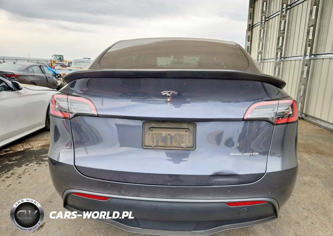 2021 Tesla Model Y VIN:5YJYGDEE4MF270415 - 6