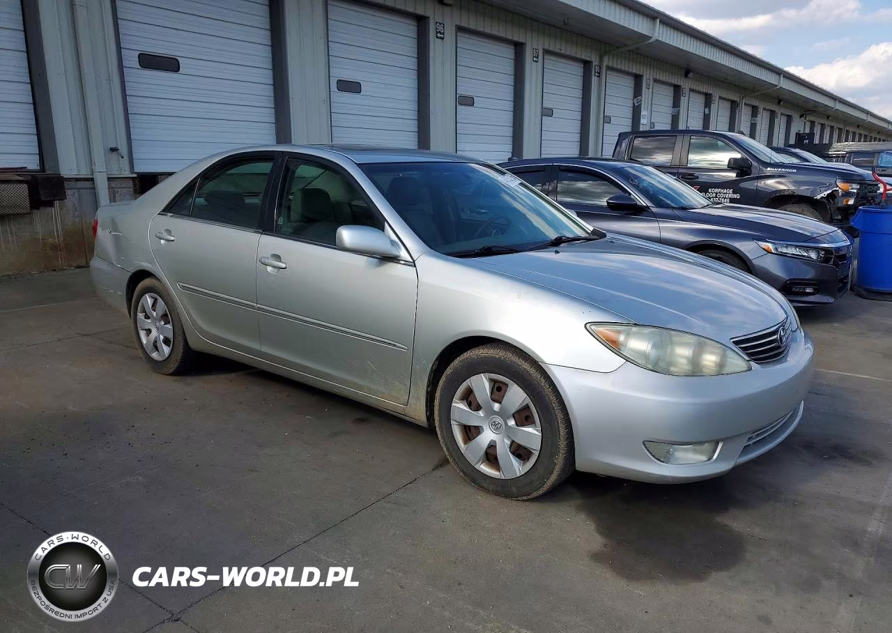 2005 Toyota Camry Xle V6 VIN:4T1BF30K15U605022 - 4