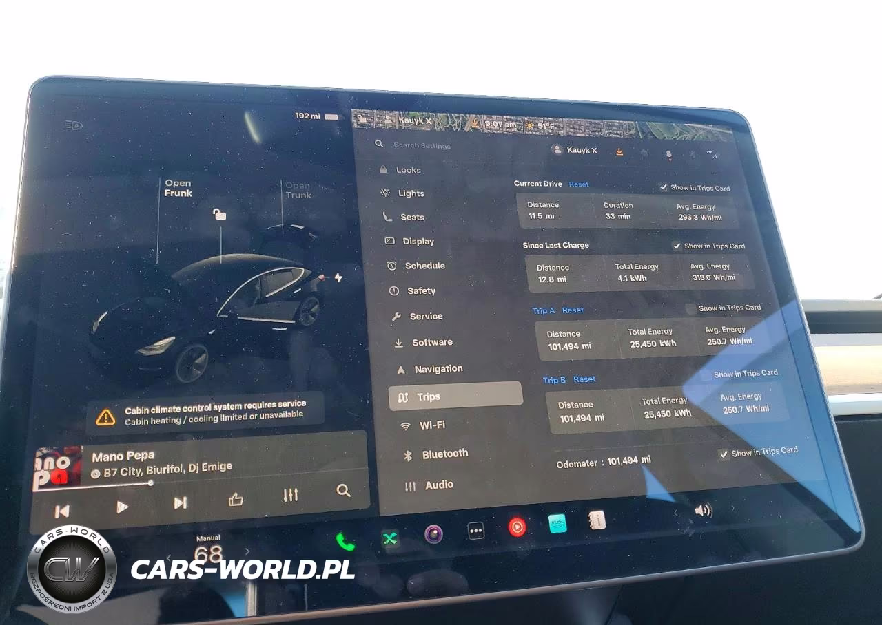 2018 Tesla Model 3 VIN:5YJ3E1EA2JF070978 - 9