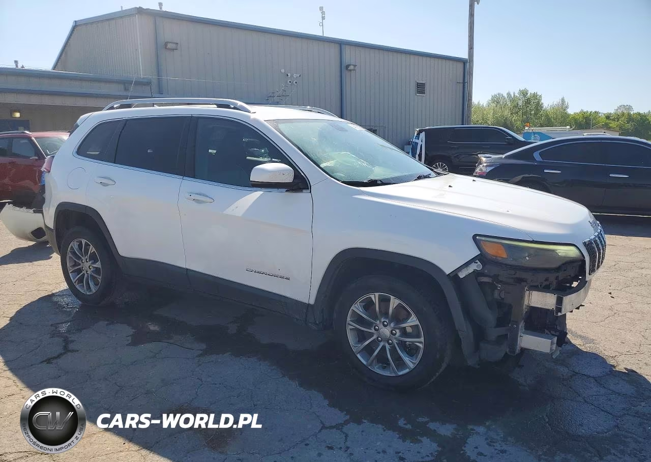 2019 Jeep Cherokee Latitude Plus VIN:1C4PJLLX6KD353781 - 4